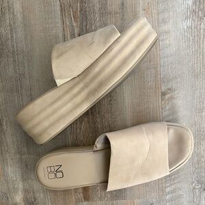 NoBo Tan Platform Sandals - Size 10W